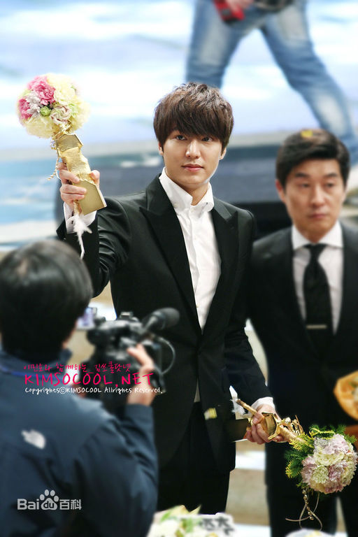 李敏镐（hào）(Lee MinHo、イ ミンホ)2012.12  S大赏图册