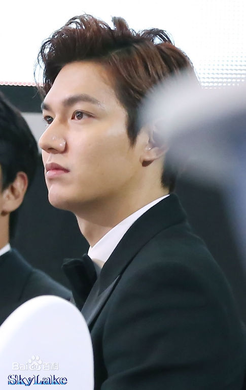 李敏镐（hào）(Lee MinHo、イ ミンホ)2015.5 第51届百想艺术大赏图册