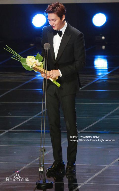 李敏镐（hào）(Lee MinHo、イ ミンホ)2015.5 第51届百想艺术大赏图册