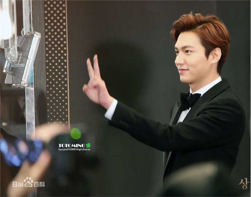 李敏镐（hào）(Lee MinHo、イ ミンホ)2015.5 第51届百想艺术大赏图册