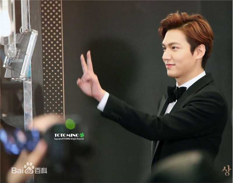 李敏镐（hào）(Lee MinHo、イ ミンホ)2015.5 第51届百想艺术大赏图册