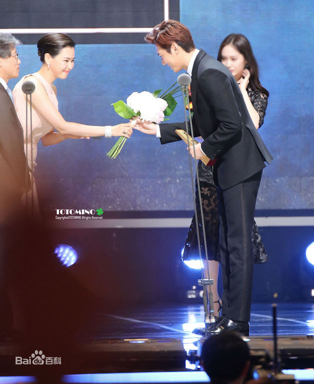 李敏镐（hào）(Lee MinHo、イ ミンホ)2015.5 第51届百想艺术大赏图册