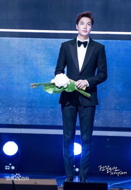 李敏镐（hào）(Lee MinHo、イ ミンホ)2015.5 第51届百想艺术大赏图册