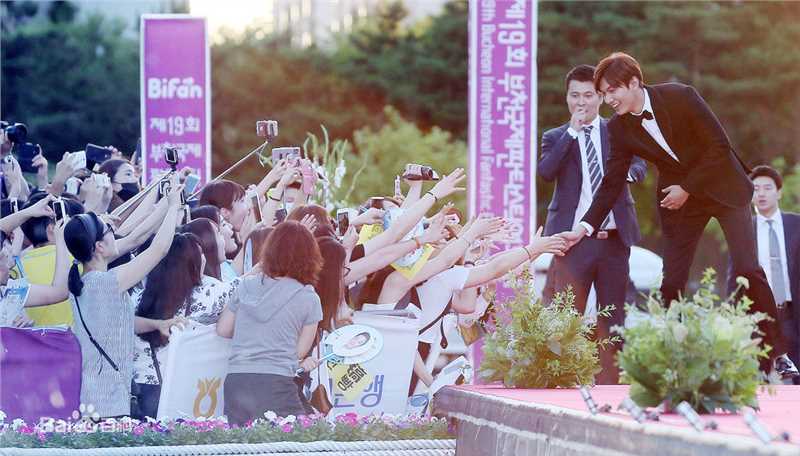 李敏镐（hào）(Lee MinHo、イ ミンホ)2015.7 第19届富川国际奇幻电影节生活照相册