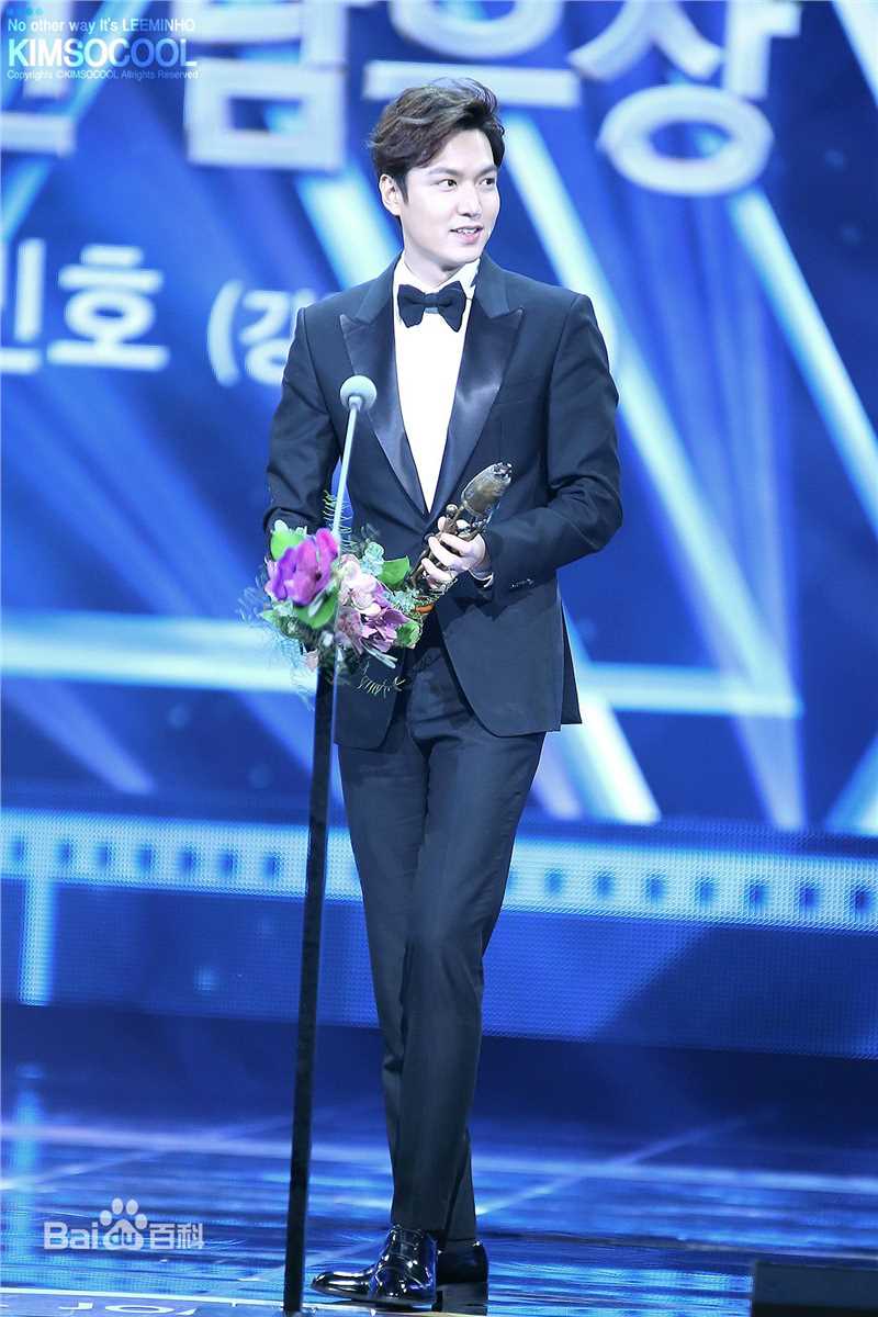 李敏镐（hào）(Lee MinHo、イ ミンホ)2015.11  第52届韩国电影大钟奖性感图片图集