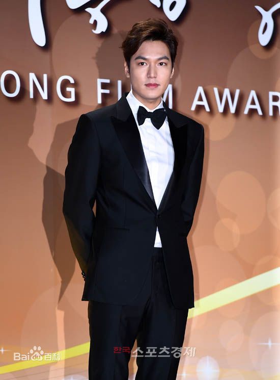 李敏镐（hào）(Lee MinHo、イ ミンホ)2015.11  第52届韩国电影大钟奖性感图片图集
