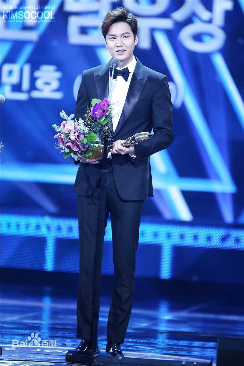 李敏镐（hào）(Lee MinHo、イ ミンホ)2015.11  第52届韩国电影大钟奖性感图片图集