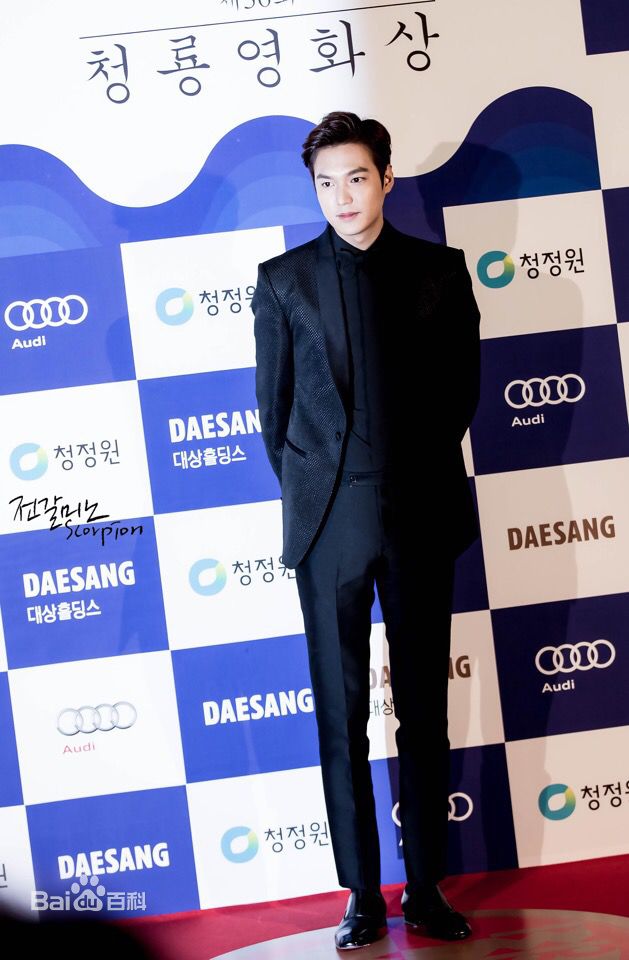 李敏镐（hào）(Lee MinHo、イ ミンホ)2015.11  韩国青龙电影奖壁纸壁纸