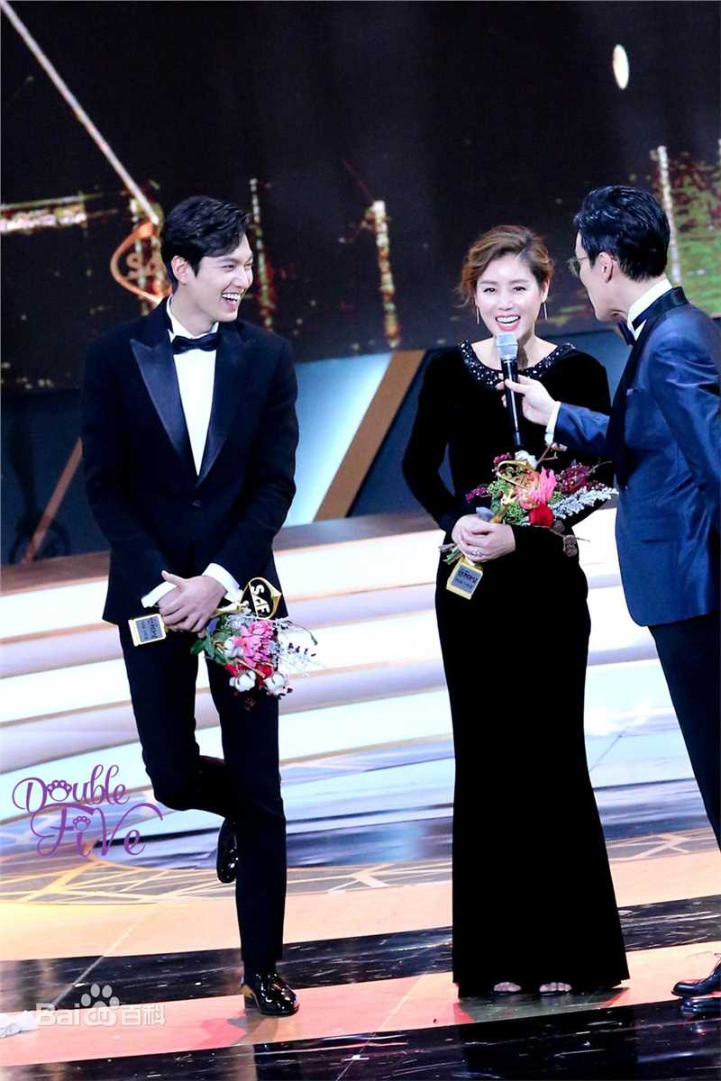 李敏镐（hào）(Lee MinHo、イ ミンホ)2016.12 S演技大赏壁纸壁纸