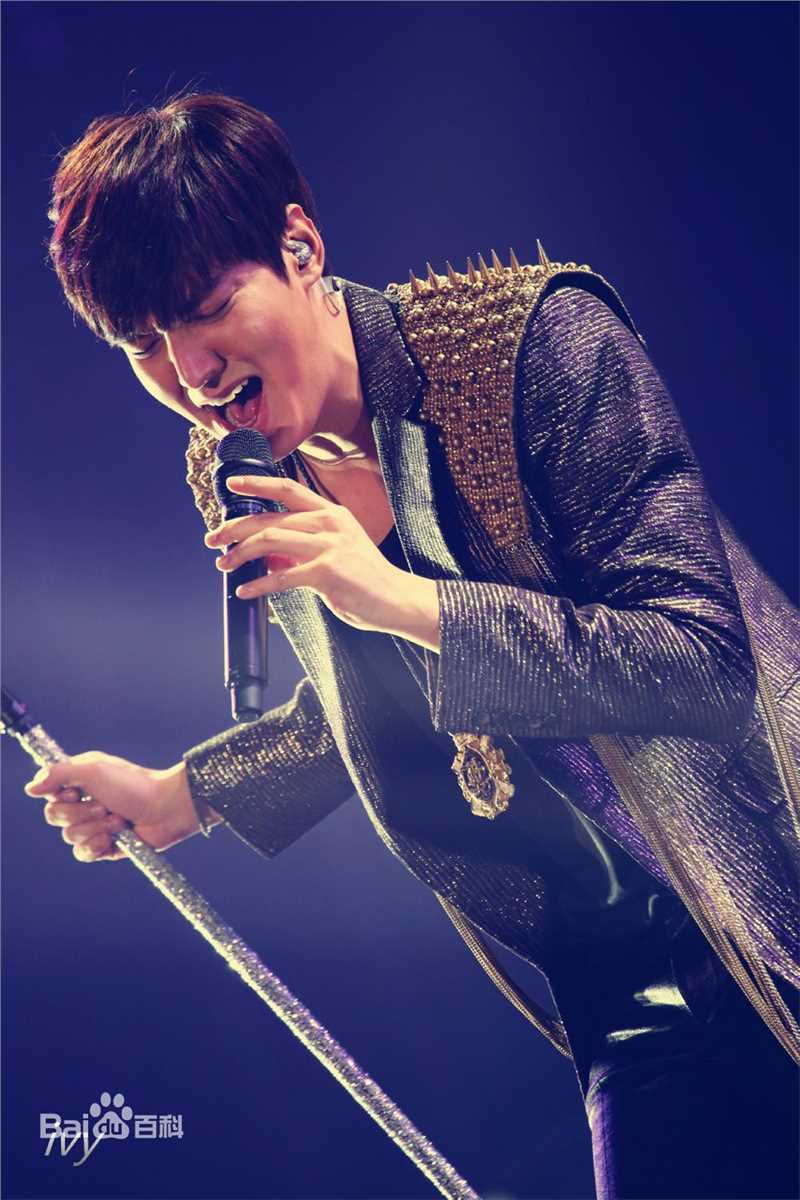 李敏镐（hào）(Lee MinHo、イ ミンホ)2014~2015 世界巡回演唱会生活照相册