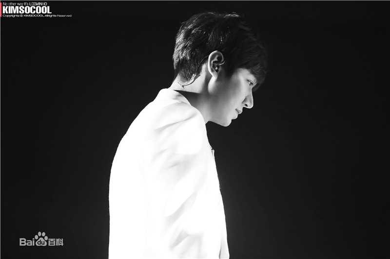 李敏镐（hào）(Lee MinHo、イ ミンホ)2014~2015 世界巡回演唱会生活照相册