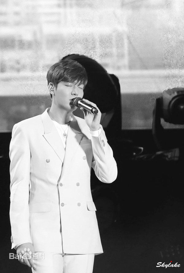 李敏镐（hào）(Lee MinHo、イ ミンホ)2014~2015 世界巡回演唱会生活照相册