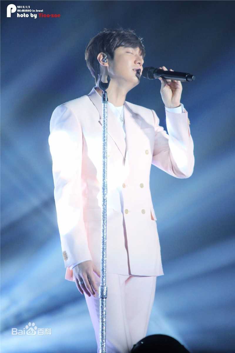 李敏镐（hào）(Lee MinHo、イ ミンホ)2014~2015 世界巡回演唱会生活照相册