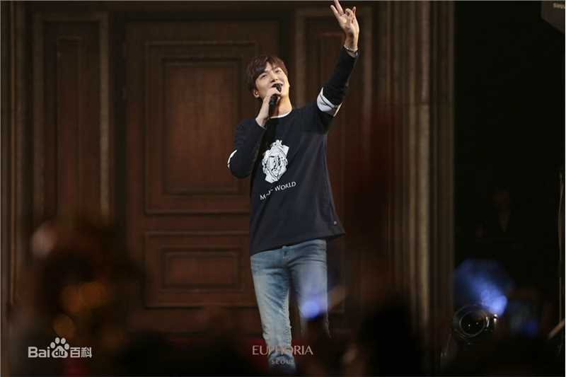 李敏镐（hào）(Lee MinHo、イ ミンホ)2016 Minoz World 谈话演唱会壁纸壁纸