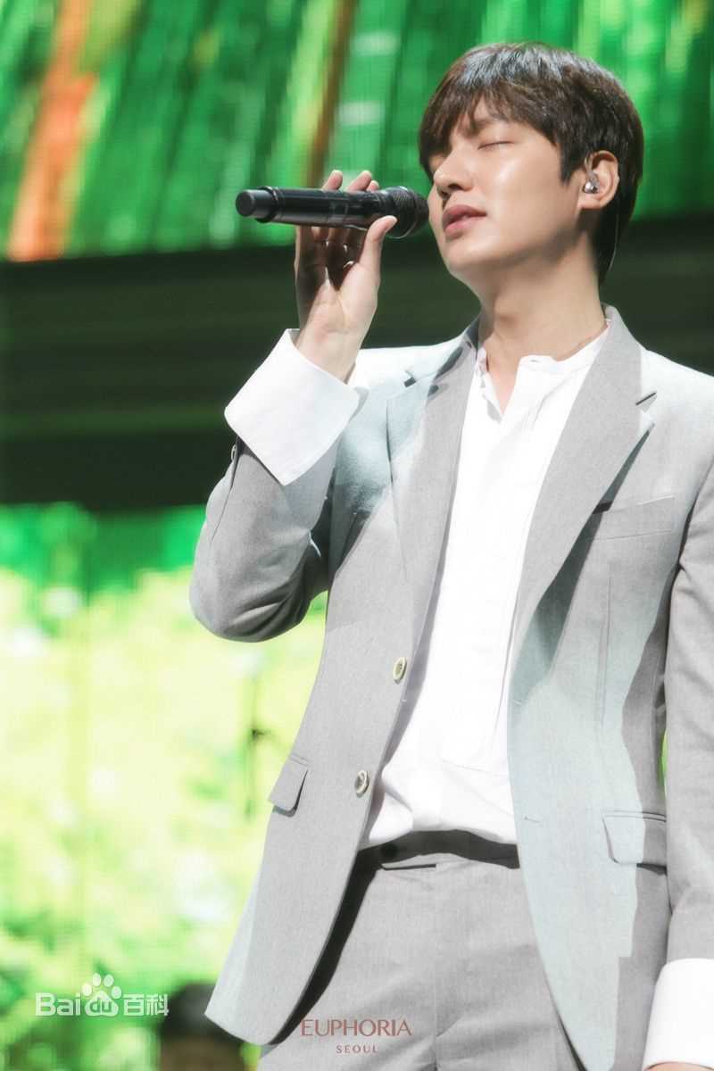 李敏镐（hào）(Lee MinHo、イ ミンホ)2016 Minoz World 谈话演唱会壁纸壁纸