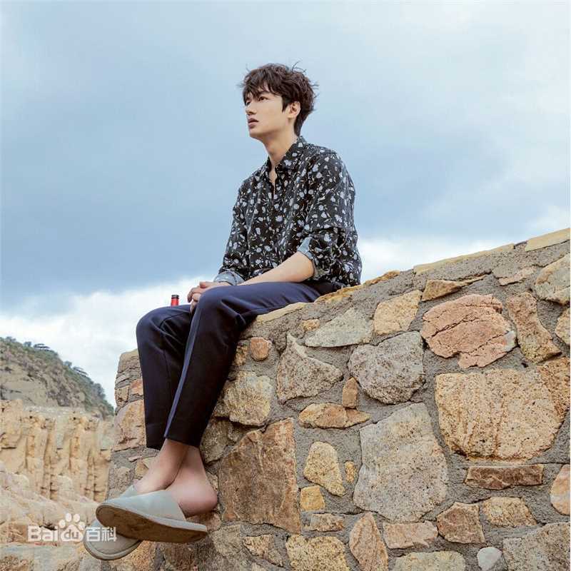 李敏镐（hào）(Lee MinHo、イ ミンホ)蓝色大海的传说前后照片