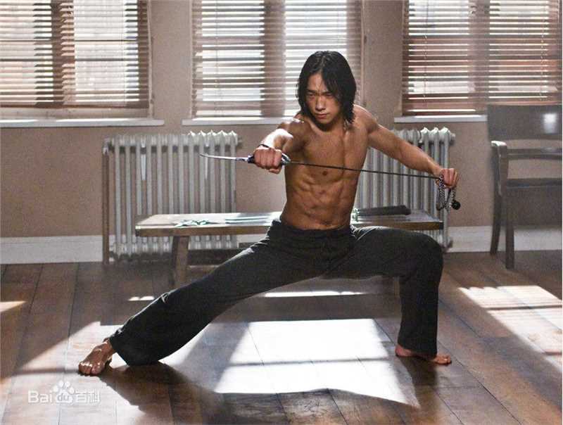 郑智薰(英文名:Rain 韩文名：  罗马拼音：Jung Ji Hoon)忍者刺客生活照