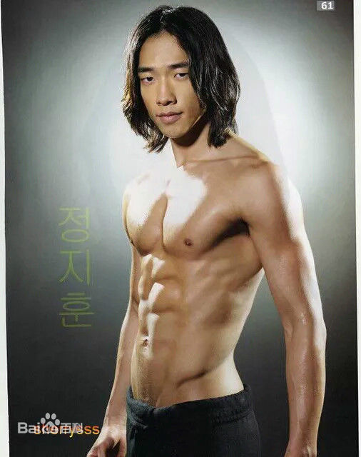 郑智薰(英文名:Rain 韩文名：  罗马拼音：Jung Ji Hoon)忍者刺客生活照