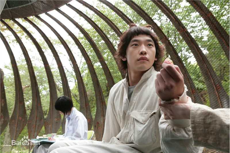 郑智薰(英文名:Rain 韩文名：  罗马拼音：Jung Ji Hoon)电子人也无所谓图册