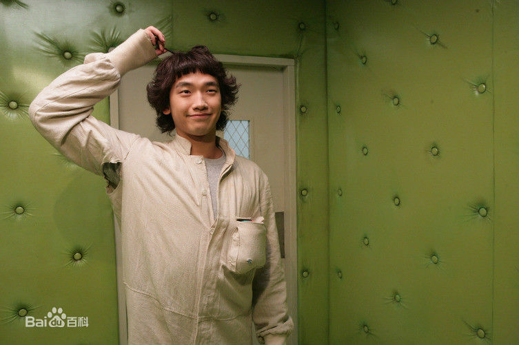 郑智薰(英文名:Rain 韩文名：  罗马拼音：Jung Ji Hoon)电子人也无所谓图册