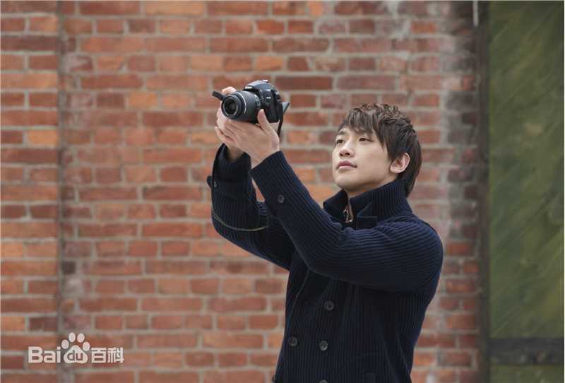 郑智薰(英文名:Rain 韩文名：  罗马拼音：Jung Ji Hoon)广告代言壁纸壁纸