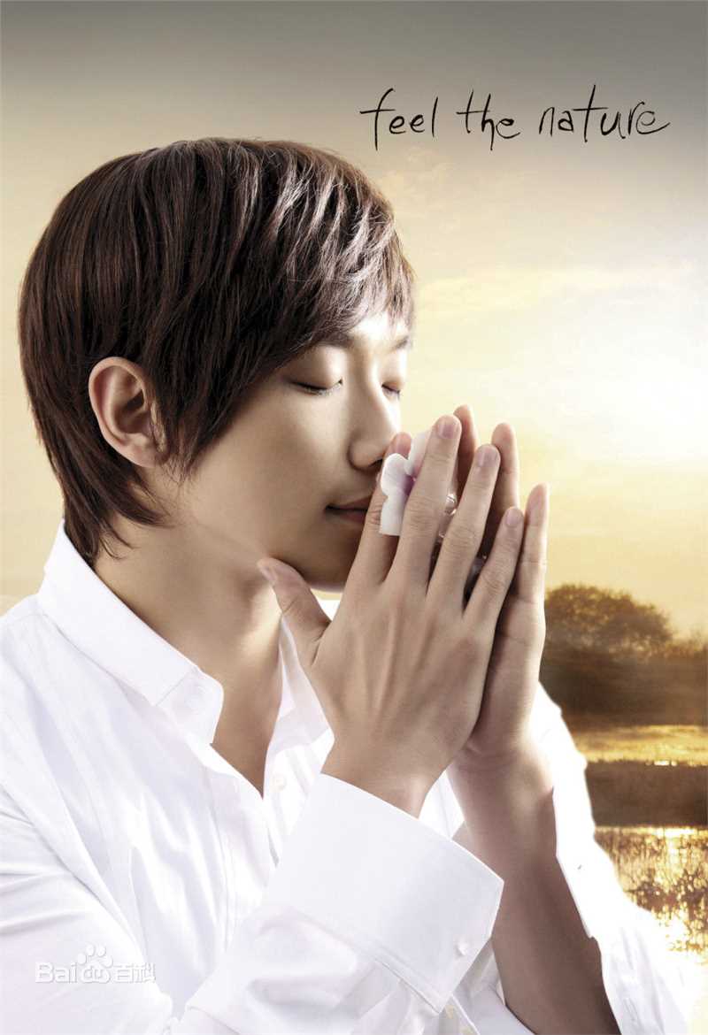 郑智薰(英文名:Rain 韩文名：  罗马拼音：Jung Ji Hoon)广告代言壁纸壁纸