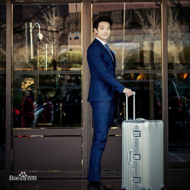 郑智薰(英文名:Rain 韩文名：  罗马拼音：Jung Ji Hoon)广告代言壁纸壁纸