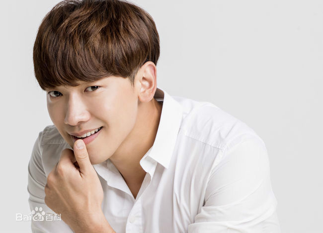 郑智薰(英文名:Rain 韩文名：  罗马拼音：Jung Ji Hoon)广告代言壁纸壁纸