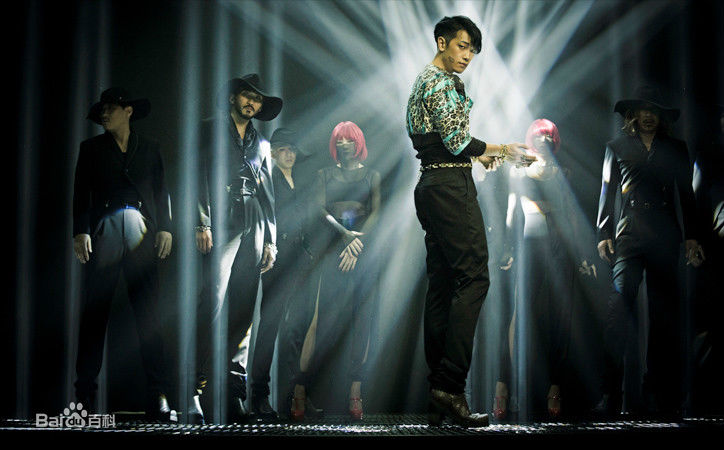 郑智薰(英文名:Rain 韩文名：  罗马拼音：Jung Ji Hoon)专辑美图图片图册