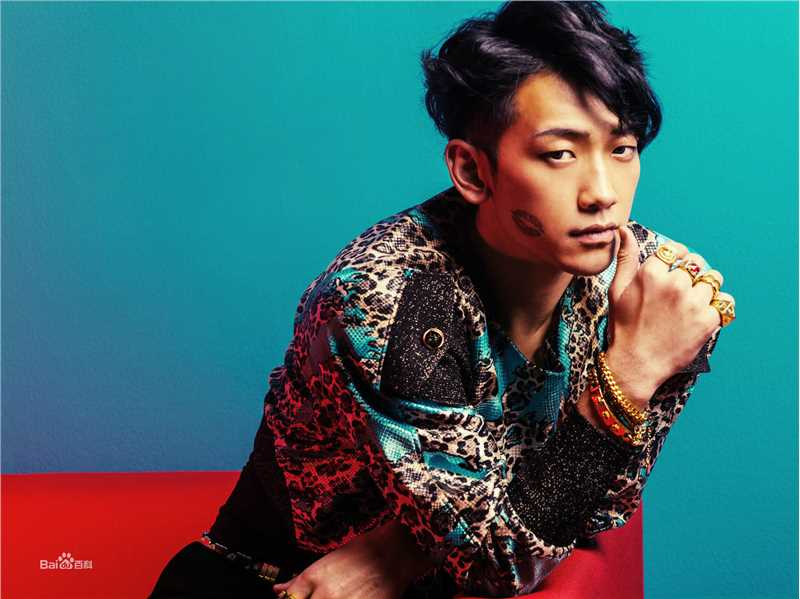 郑智薰(英文名:Rain 韩文名：  罗马拼音：Jung Ji Hoon)专辑美图图片图册