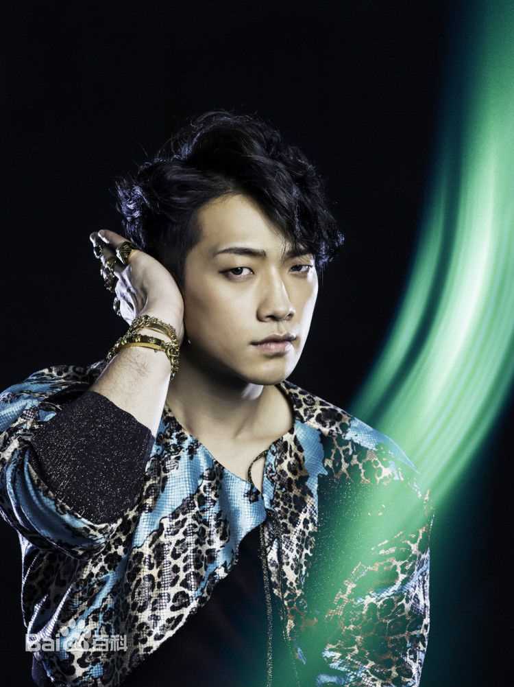 郑智薰(英文名:Rain 韩文名：  罗马拼音：Jung Ji Hoon)专辑美图图片图册