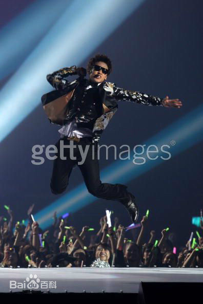 郑智薰(英文名:Rain 韩文名：  罗马拼音：Jung Ji Hoon)Legend Of Raini性感图片图集