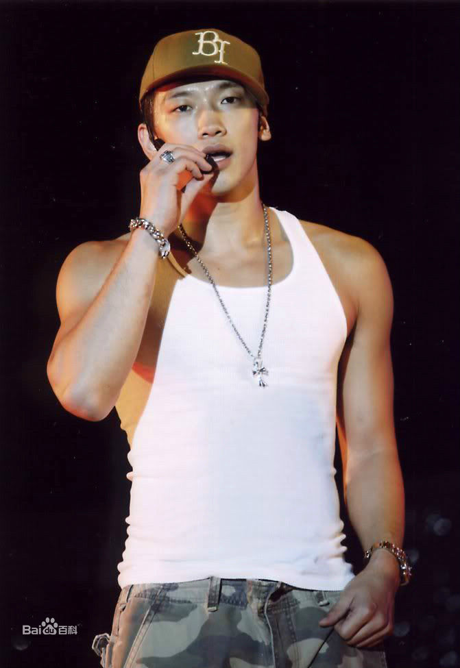 郑智薰(英文名:Rain 韩文名：  罗马拼音：Jung Ji Hoon)Legend Of Raini性感图片图集