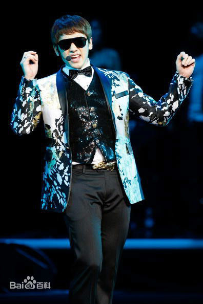 郑智薰(英文名:Rain 韩文名：  罗马拼音：Jung Ji Hoon)Legend Of Raini性感图片图集