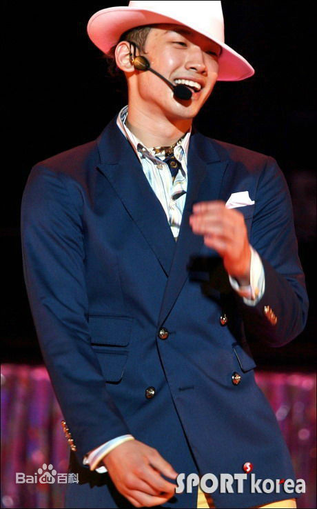 郑智薰(英文名:Rain 韩文名：  罗马拼音：Jung Ji Hoon)Legend Of Raini性感图片图集