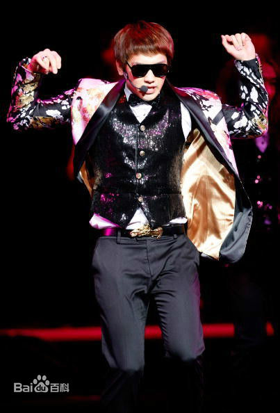 郑智薰(英文名:Rain 韩文名：  罗马拼音：Jung Ji Hoon)Legend Of Raini性感图片图集