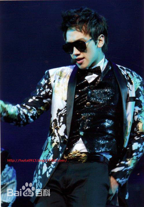 郑智薰(英文名:Rain 韩文名：  罗马拼音：Jung Ji Hoon)Legend Of Raini性感图片图集