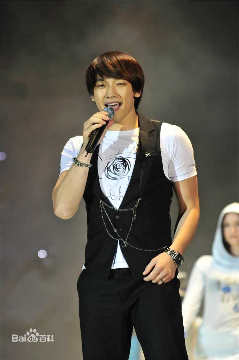 郑智薰(英文名:Rain 韩文名：  罗马拼音：Jung Ji Hoon)Six to Five Rain's Fashion Concert图册