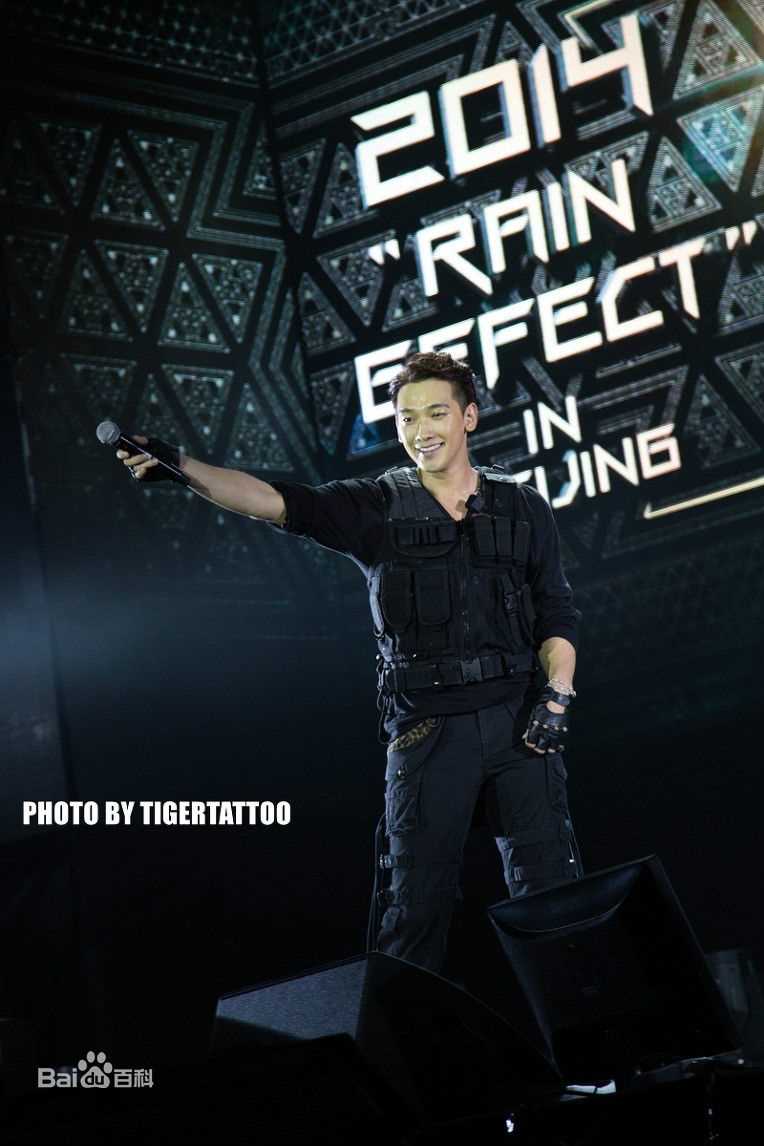 郑智薰(英文名:Rain 韩文名：  罗马拼音：Jung Ji Hoon)Rain Effect Show性感图片图集