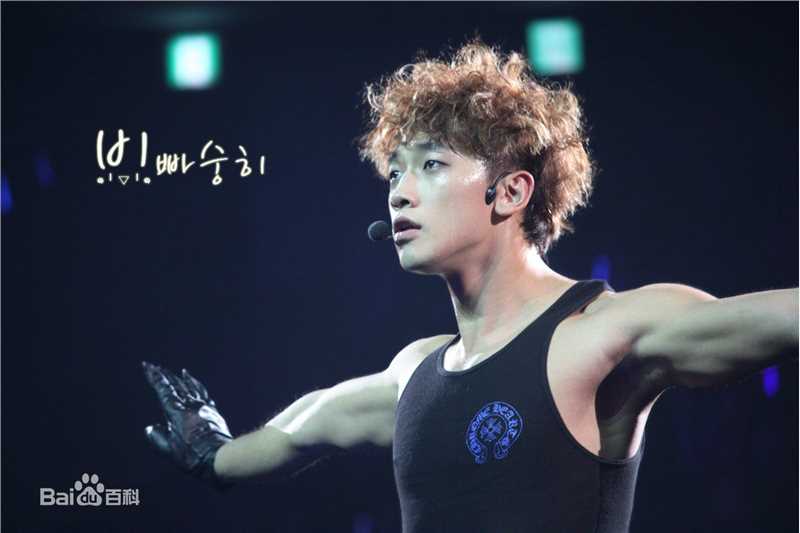 郑智薰(英文名:Rain 韩文名：  罗马拼音：Jung Ji Hoon)Adieu 2010 With Rain生活照