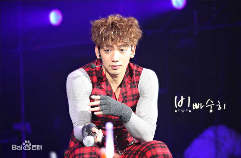 郑智薰(英文名:Rain 韩文名：  罗马拼音：Jung Ji Hoon)Adieu 2010 With Rain生活照