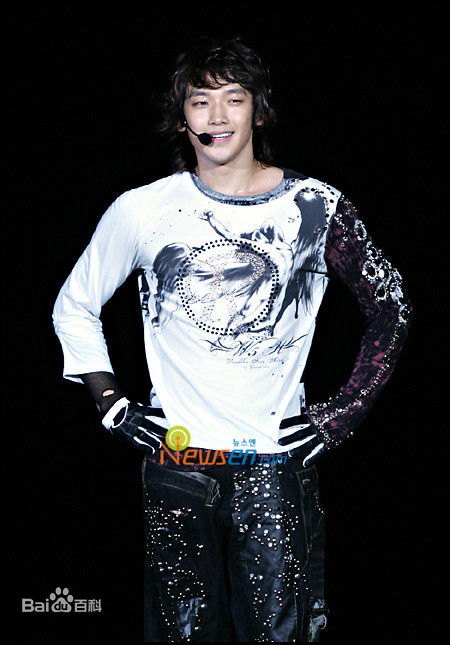 郑智薰(英文名:Rain 韩文名：  罗马拼音：Jung Ji Hoon)Rain's Coming前后照片