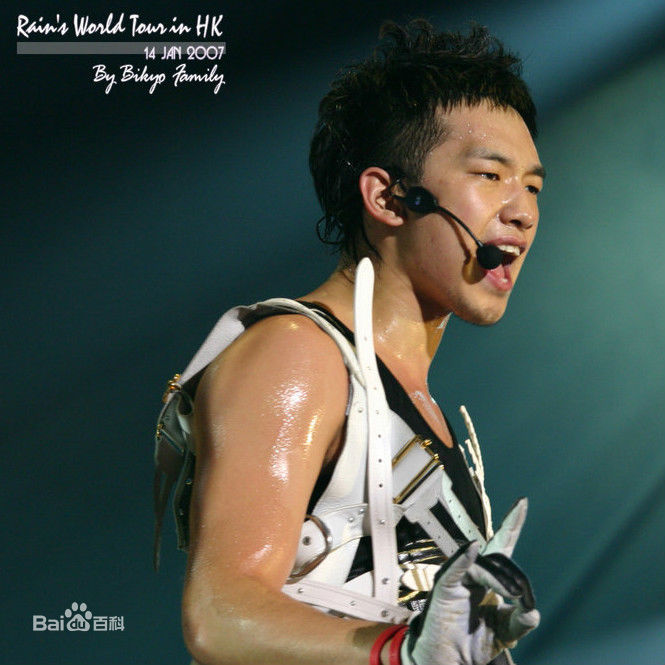 郑智薰(英文名:Rain 韩文名：  罗马拼音：Jung Ji Hoon)Rain's Coming前后照片