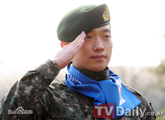郑智薰(英文名:Rain 韩文名：  罗马拼音：Jung Ji Hoon)军装图册