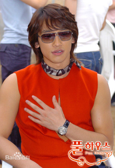 郑智薰(英文名:Rain 韩文名：  罗马拼音：Jung Ji Hoon)浪漫满屋图册