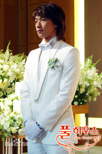 郑智薰(英文名:Rain 韩文名：  罗马拼音：Jung Ji Hoon)浪漫满屋图册