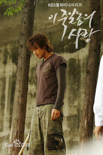 郑智薰(英文名:Rain 韩文名：  罗马拼音：Jung Ji Hoon)这该死的爱素颜照壁纸