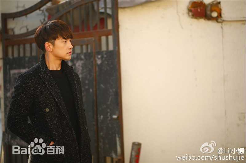 郑智薰(英文名:Rain 韩文名：  罗马拼音：Jung Ji Hoon)克拉恋人性感图片图集