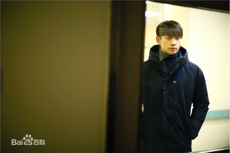 郑智薰(英文名:Rain 韩文名：  罗马拼音：Jung Ji Hoon)克拉恋人性感图片图集