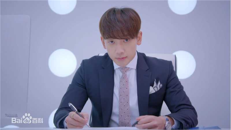 郑智薰(英文名:Rain 韩文名：  罗马拼音：Jung Ji Hoon)克拉恋人性感图片图集